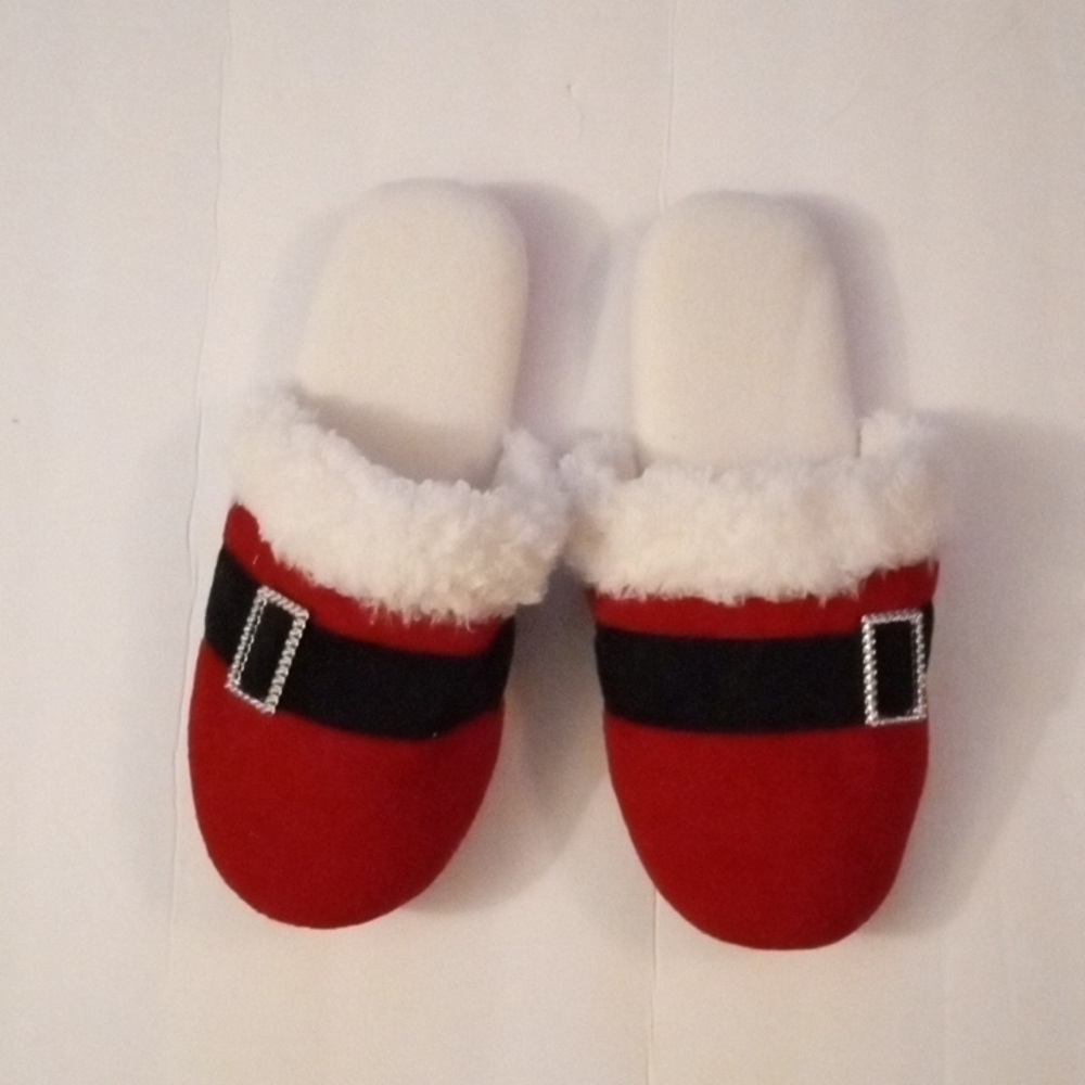 AVON Holiday Slippers, size  7-8, Red & White Black Santa belt, soft &warm, NWOT